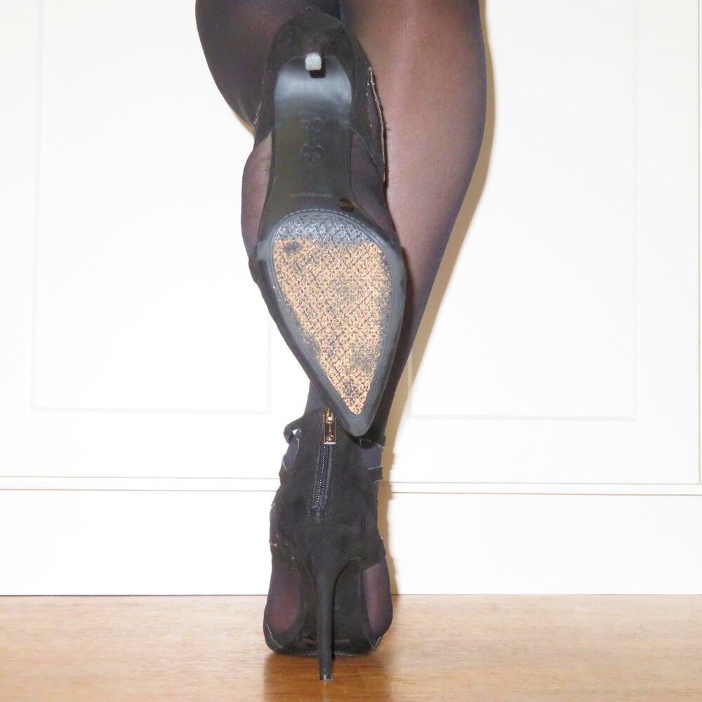 USED Jessica Simpson Pamira Black Caged Stiletto Suede Pump Strappy Heels US 8.5 - Picture 5 of 15